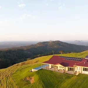 Holiday home Private Estate - Panoramic Views, Bald Knob