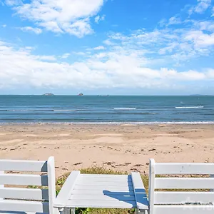 Holiday home Beachfront Getaway, Zilzie
